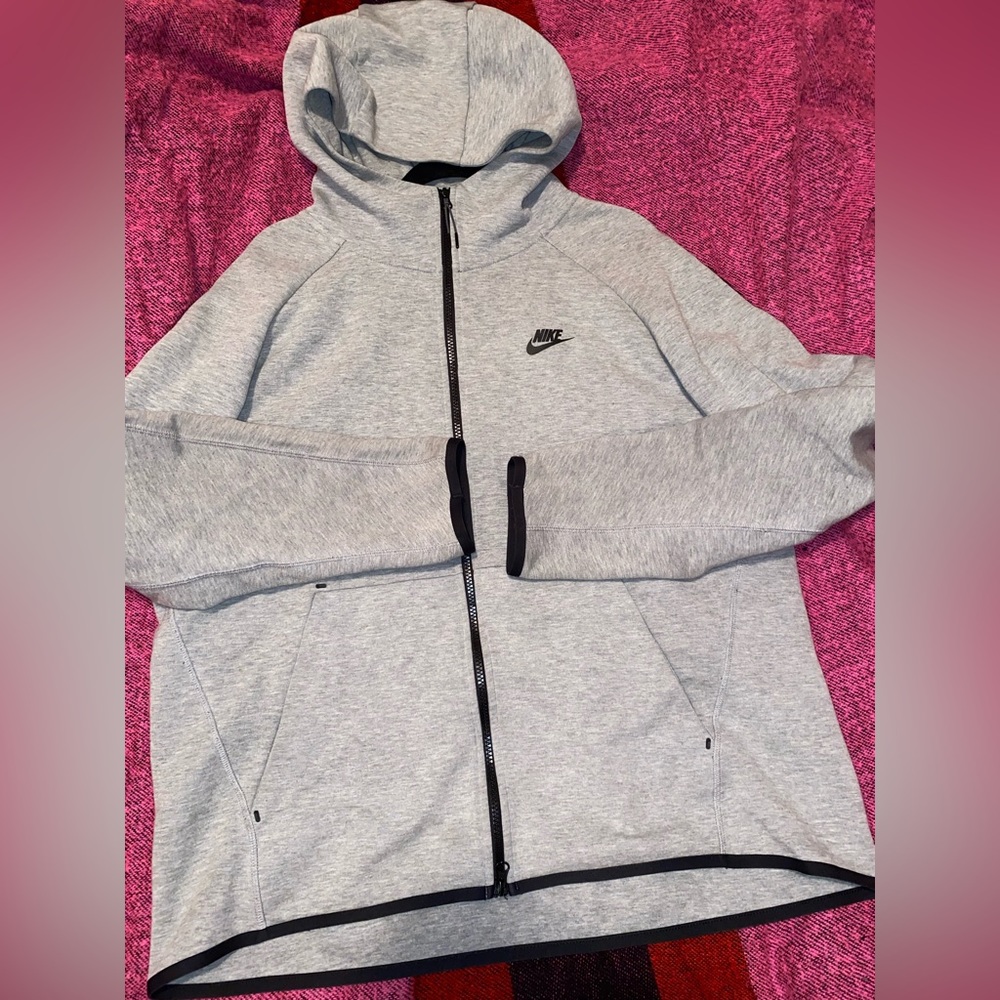 Nike tech jacket